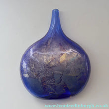 Load image into Gallery viewer, LARGE Azurene Vintage 1980s ISLE OF WIGHT Glass Royal Blue and Gold Lollipop Vase
