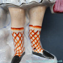 Load image into Gallery viewer, LARGE Genuine Staffordshire Figurine of Robert the Bruce. 15 1/2 inches in height. PERFECT
