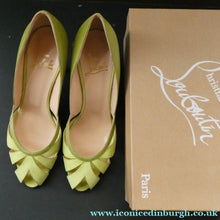 Load image into Gallery viewer, Pre-Loved Louboutin Shoes UK Size 5 1/2 Original Box. As New

