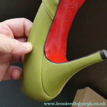 Load image into Gallery viewer, Pre-Loved Louboutin Shoes UK Size 5 1/2 Original Box. As New
