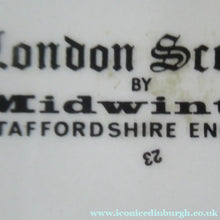 Load image into Gallery viewer, 1980s MIDWINTER POTTERY. Rare LONDON SCENES Mugs. Beefeaters at the Tower of London
