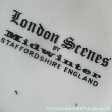 Load image into Gallery viewer, 1980s MIDWINTER POTTERY. Rare LONDON SCENES Mugs. Guardsmen at Buckingham Palace, London
