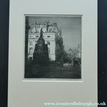 Load image into Gallery viewer, MORTIMER MENPES (1855 - 1938) Pall Mall, London (1910). Pencil Signed
