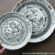 Load image into Gallery viewer, Pair of 1970s Danish Nymolle Bjorn Wiimblad Plates
