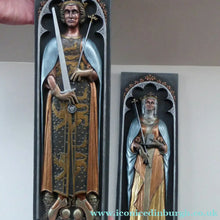 Load image into Gallery viewer, ALPHA STUDIOS. Plaster DANISH ROYALTY Plaques. Rare Vintage 1970s Pair of Medieval Style Wall Plaques
