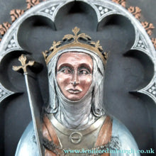 Load image into Gallery viewer, ALPHA STUDIOS. Plaster DANISH ROYALTY Plaques. Rare Vintage 1970s Pair of Medieval Style Wall Plaques
