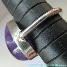 Load image into Gallery viewer, Vintage 925 Solid Silver Ring Flower Head with Amethyst Crystals UK Size O
