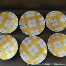 Load image into Gallery viewer, Popular 1950s FOUR Bowls and TWO Side Plates. Attractive Yellow HABITANT Pattern by Meakin
