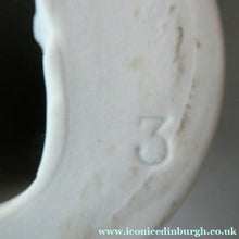 Load image into Gallery viewer, 1971 General Porcelain USA Porcelain Glove Mould 1971. Hand Painted
