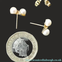 Load image into Gallery viewer, 9ct Gold Stud Earrings with Twin Pearl Inclusions. Stamped 375
