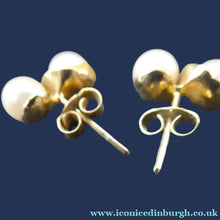 Load image into Gallery viewer, 9ct Gold Stud Earrings with Twin Pearl Inclusions. Stamped 375
