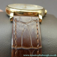 Load image into Gallery viewer, Vintage Roamer Sapphire Classic Swiss Quartz Lady's Wristwatch
