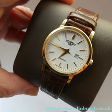 Load image into Gallery viewer, Vintage Roamer Sapphire Classic Swiss Quartz Lady's Wristwatch
