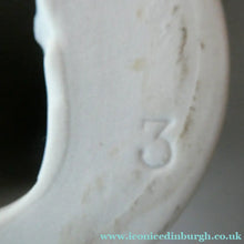Load image into Gallery viewer, 1971 General Porcelain USA Porcelain Glove Mould 1971. Hand Painted
