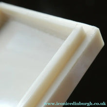 Load image into Gallery viewer, 1930s Elo Ware Early Black and White Plastic Box Art Deco with Lid
