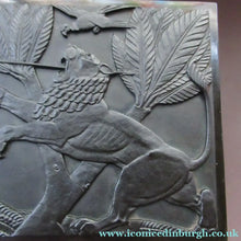 Load image into Gallery viewer, 1930s Art Deco Elo Ware Cigar Box. Persian Warrior on Horseback
