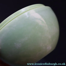 Load image into Gallery viewer, Rare 1930s BUTTNER Art Deco Early Black and Peppermint Green Plastic / Bakelite Ashtray
