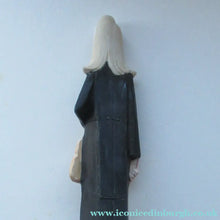 Load image into Gallery viewer, Antique Bisque Porcelain SKINNY or Elongated Figurine by Schafer &amp; Vater: THE VIOLINST
