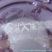 Load image into Gallery viewer, Chunky Crystale de SEVRES Alexandrite Neomydium Bowl - with Stars Decoration
