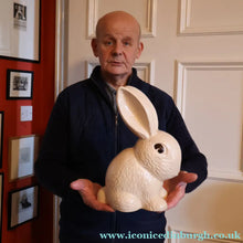 Load image into Gallery viewer, Rare HUGE Delcroft Pottery Beige Snub Nose Rabbit (in the manner of Sylvac). Size 00 (12 1/2 inches)
