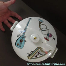Load image into Gallery viewer, 1960s Royal Worcester Serving Dish Tureen Fiesta Pattern
