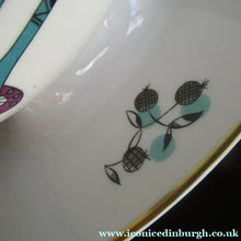 Load image into Gallery viewer, Royal Worcester Fiesta Pattern 1960s Gravy Boat Saucer Boat
