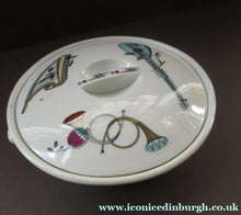 Load image into Gallery viewer, 1960s Royal Worcester Fiesta Pattern Lidded Serving Bowl or Tureen
