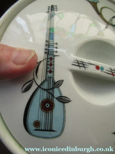 Load image into Gallery viewer, 1960s Royal Worcester Fiesta Pattern Lidded Serving Bowl or Tureen
