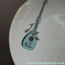 Load image into Gallery viewer, Large Royal Worcester Serving Platter: 1960s Fiesta Pattern
