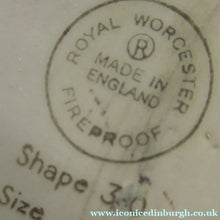 Load image into Gallery viewer, 1960s Royal Worcester Oval Open Serving Dish Rare Fiesta Pattern
