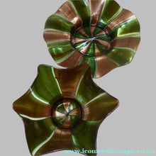Load image into Gallery viewer, RARE Venetian / Salviati Murano Green Glass Finger Bowl &amp; Saucer; Gold Stripes with Ripple Edges
