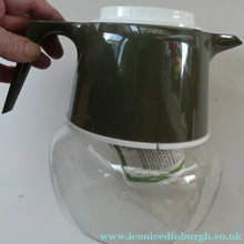 Load image into Gallery viewer,  Vintage 1960s Pyrex Hot Water Set with Heating Tray &amp; Original Box. UNUSE

