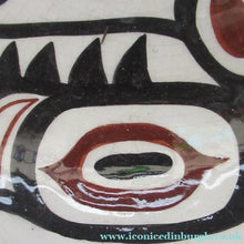 Load image into Gallery viewer, 1970s David Lambert Raven Inside Killer Whales Decorative Plate. Vancouver Canada
