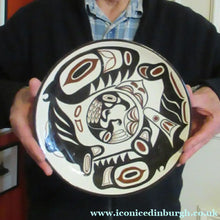 Load image into Gallery viewer, 1970s David Lambert Raven Inside Killer Whales Decorative Plate. Vancouver Canada
