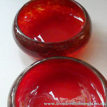 Load image into Gallery viewer, Genuine 1930s Red Aventurine Scottish Monart Glass Pin Dish
