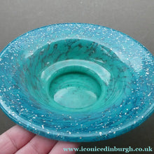 Load image into Gallery viewer, SCOTTISH GLASS. Fabulous 1920s Antique Scottish Monart Shallow Bowl with Rim. 5 3/4 inches
