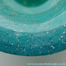 Load image into Gallery viewer, SCOTTISH GLASS. Fabulous 1920s Antique Scottish Monart Shallow Bowl with Rim. 5 3/4 inches
