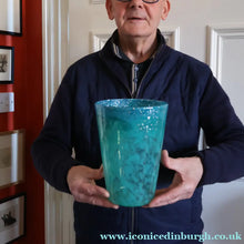 Load image into Gallery viewer, SCOTTISH GLASS. Fine Large MONART Glass Bucket Vase. Original Label: OE VI
