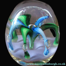 Load image into Gallery viewer, Paul Ysart H Cane Harland Fountain Scottish Paperweight
