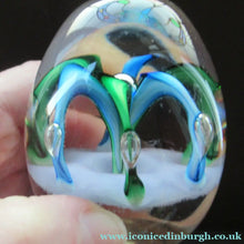 Load image into Gallery viewer, Paul Ysart H Cane Harland Fountain Scottish Paperweight
