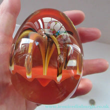 Load image into Gallery viewer, Paul Ysart H Cane Harland Fountain Scottish Paperweight
