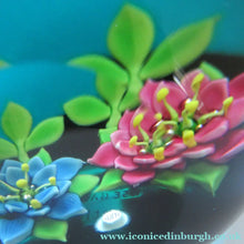 Load image into Gallery viewer, 1992 Lampwork Caithness Paperweight 1992 William Manzon Rose Garland
