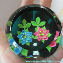 Load image into Gallery viewer, SCOTTISH Limited Edition 1992 Caithness Lampwork Paperweight ROSE GARLAND by William Manson. Signed to the base
