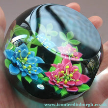 Load image into Gallery viewer, 1992 Lampwork Caithness Paperweight 1992 William Manzon Rose Garland
