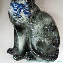 Load image into Gallery viewer, Antique Scottish Pottery Bo'ness Pottery Cats PAIR

