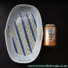Load image into Gallery viewer, Scottish Pottery. 1950s Buchan Stoneware Large Shallow Serving Dish. Hebrides Pattern. - Scottish Pottery
