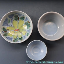 Load image into Gallery viewer,  1950s BUCHAN Three Stoneware Bowls. EDINBURGH Pattern

