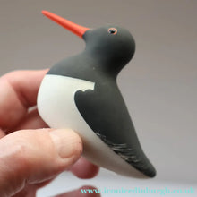 Load image into Gallery viewer, Scottish Pottery. 1970s Highbank Porcelain (Lochgilphead) &amp; Arran Pottery. Two Figurines of Birds - Scottish Pottery
