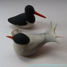 Load image into Gallery viewer, Scottish Pottery. 1970s Highbank Porcelain (Lochgilphead) &amp; Arran Pottery. Two Figurines of Birds - Scottish Pottery

