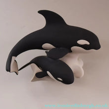 Load image into Gallery viewer, Vintage 1970s Scottish HIGHBANK PORCELAIN (Lochgilphead). Pair of Orcas or Killer Whales
